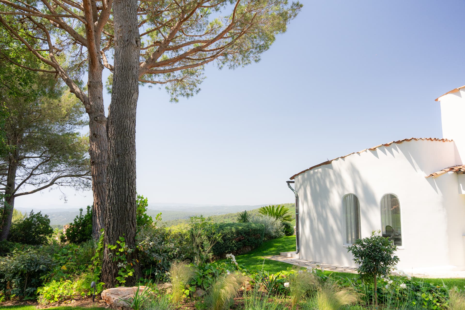 Paysages & Terrassement — reportage photo création de jardins et aménagement extérieur sur la Côte d'Azur
