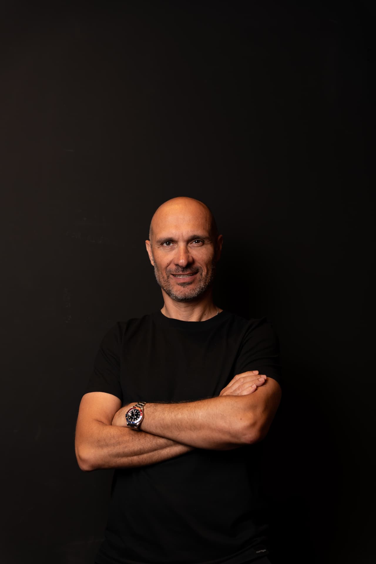 BNI — série de portraits corporate en studio fond noir pour réseau d'entrepreneurs sur la Côte d'Azur